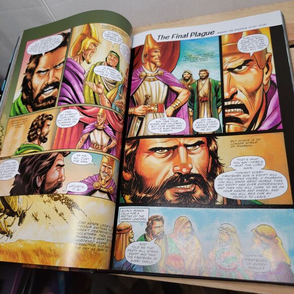 BOOK The Action Bible: God's Redemptive Story(Action Bible Series)-hardcover NEW - Picture 3 of 5
